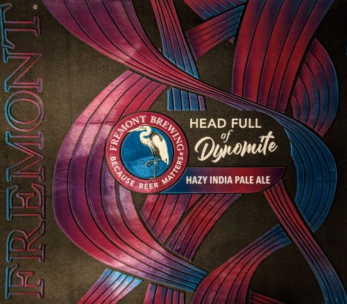 Хед Фул оф Дайномайт v.18: Хейзи ИПА w/ Цитра Лупулин, Цитра, Мозаик, Эль Дорадо, и Сабро