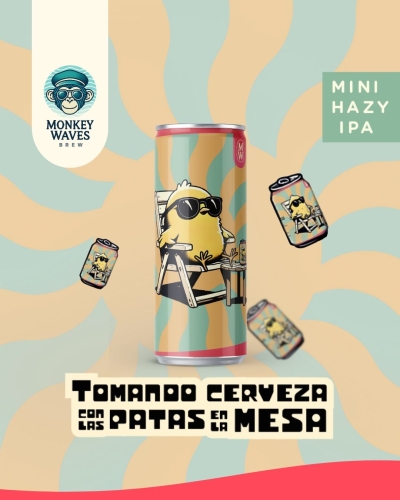 Томандо Сервэса Кон Лас Патас Эн Ла Меса